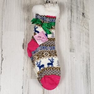NWT Mari Clare Sherpa Lined Knit Winter Reindeer Design No-Slip Slipper Socks